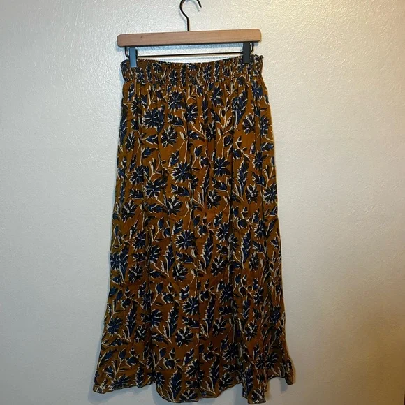 NATURAL LIFE Floral Midi Skirt - Mustard and Navy - Picture 2 of 4